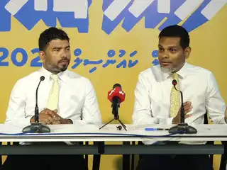 ހަނގުރާމާއާއެކު ރާއްޖެއަށް ވަންނަ ޑޮލަރު މަދުވެ، ޑޮލަރުން ހޭދަ ކުރާވަރު ވަރަށް ބޮޑަށް އިތުރުވޭ، ކުރިއަށް އޮތްތަނުގައި އަމަލުކުރާނެ ގޮތުގެ ޕްލޭން ސަރުކާރުން ކިޔައިދޭން ޖެހޭ: އަމްރު 