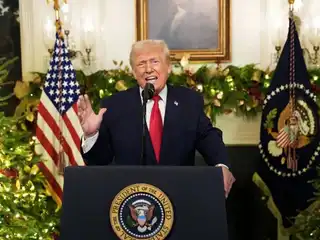 އިޤްތިޞާދީ "ބޫމްް" އަކަށް ވައުދުވެ ވަޑައިގެންނެވުމާ އެކު، ޓްރަމްޕްގެ ފާޑު ކިޔުން ބައިޑަން އަށް 