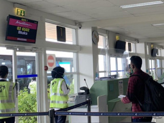 މިއަދު އަނބުރާ ގައުމަށް ފޮނުވާލި ބަންގުލަދޭޝް މީހުން ވެލާނާ އެއަރޕޯޓު ތެރޭގައި މަޑުކޮށްލައިގެން