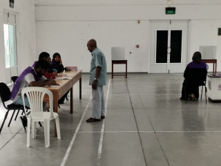 The design of the voting booths has been changed: EC