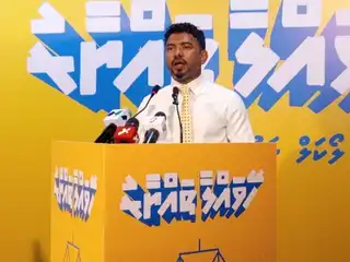 އެމްޑީޕީގެ ނޫސްވެރިންގެ ބައްދަލުވުމުގައި ލޯކަލް ކައުންސިލް އިންތިޚާބަށް އެމްޑީޕީން ހަމަޖައްސާފައިވާ ތަރުޖަމާން ދިއްދޫ ދާއިރާގެ ރައީސް އަބްދުﷲ ވަހީދު ވާހަކަ ދައްކަވަނީ.