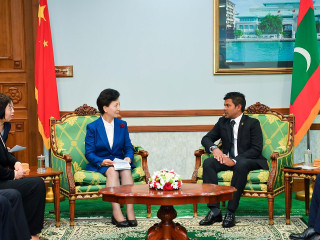The Special Envoy of the Chinese President, Shen Yiqin met with Vice President Hussain Mohamed Latheef