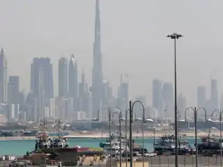 ދުބާއީގައި ކުވެއިތުގެ ތެޔޮ ޓޭންކަރަކަށް އީރާން އިން ހަމަލާ ދީފި