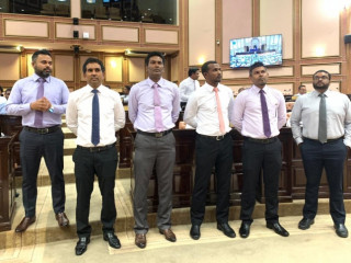 އިދިކޮޅު މެމްބަރުން