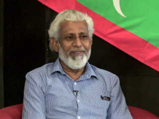 އަޙްމަދު މުޙައްމަދު (ދޮނާ): ސަރަހައްދީ ފުޓްބޯޅަ ދޫކޮށްލަން ޖެހޭ ކަމަށް ވަނީ ބުނެފައި