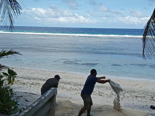 ފުވައްމުލަކު ގޮނޑުދޮށުން ނެގި ބަސްތާތަކެއް އަނބުރާ ގޮނޑުދޮށަށް އަޅަނީ