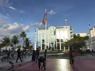 ޖުމްހޫރީ މައިޒާން