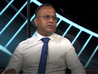 ހެންވޭރު ދެކުނު ދާއިރާގެ މެންބަރު ހުސައިން ޝަމީމް (އަނދުން ހުސައިން)