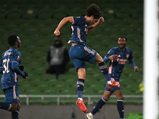 ޑަންޑޯކާއި އާސެނަލް ބައްދަލުކުރި މެޗުގެ ތެރެއިން: މި މެޗުން އާސެނަލް މޮޅުވީ 4-2 ން