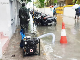 މާލޭގައި ޕަންޕު ބޭނުން ކޮށްގެން އެމްއެންޑީއެފް އިން ފެން ހިންދުމުގެ މަސައްކަތް ކުރިއަށް ގެންދަނީ