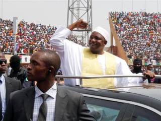 ގެމްބިއާގެ ރައީސް އަޑަމާ ބަރޯ