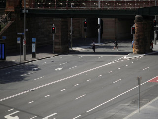 އޮސްޓްރޭލިއާގެ އަވަށްތަކުގައި ގޭގެއަށް ޒިޔާރަތްކުރުން ހުއްދަކޮށް، ބީޗްތައްވެސް ހުޅުވާލައިފި