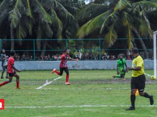 ފޯކައިދޫ ކުޅުންތެރިން އުފާފާޅުކުރަނީ