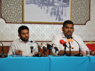 ރޭގައި ބޭއްވުނު ނޫސްވރިންގެ ބައްދަލުވުން