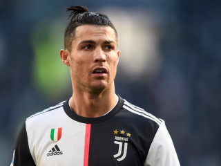 ރޮނާލްޑޯއަށް ބިޑްކުރަން ރެއާލުން ތައްޔާރުވަނީ