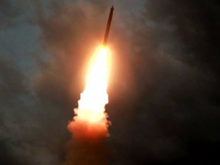 . މި ދެ މިސައިލް ވެއްޓިފައިވަނީ ޖަޕާން ކަނޑަށެވެ.