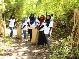 އަތޮޅު ތެެރެއިން މީހުން ރަށަށް އަރާ ފެރިދޫ \'\'ޗާލު\'\' ކޮށްލައިފި