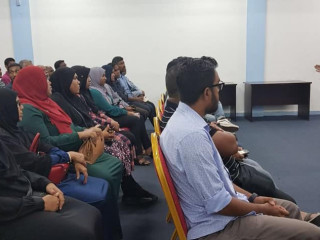 ޕީއެލްސީން ކުރިން ހިންގި މައުލޫމާތު ދިނުމުގެ ސެސަނެއްގެ ތެރެއިން