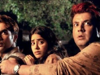 ރާޖްކުމާރް ރާއޯއާ ޖާންވީގެ ފިލްމުގެ ނަން ތިން ވަނަ ފަހަރަށް ބަދަލުކޮށްފި