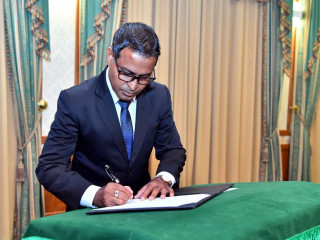 ދިވެހިރާއްޖޭގެ ސުޕްރީމް ކޯޓުގެ ކުރީގެ ފަނޑިޔާރު އަބްދުލްޣަނީ މުޙައްމަދު