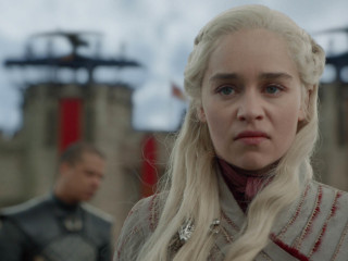 \'ގޭމް އޮފް ތްރޯންސް\'ގެ ފަހު ސީޒަން ރީމޭކް ކުރުމަށް ގޮވާލާ ޕެޓިޝަންގައި ނުވަ ލައްކައަށް ވުރެ ގިނަ ސޮއި!