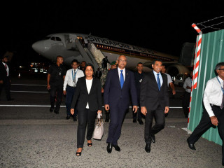 President Ibrahim Mohamed Solih and First Lady Fazna Ahmed returned to Maldives on Tuesday night