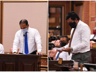 ބުދަ ދުވަހުގެ ޖަލްސާ: މަކުނުދޫ ދާއިރާގެ މެމްބަރު މުހައްމދު ރާއީ މިނިސްޓަރ އޮފް ހޯމް އެފެއާޒް އައްޝައިޚް ޢިމްރާން ޢަބްދުﷲއާއި ސުވާލުކުރައްވަނީ