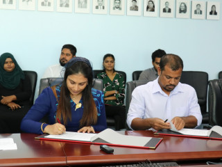 އެއްބަސްވުމުގައި ސޮއިކުރި ރަސްމިއްޔާތުގެ ތެރެއިން