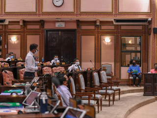 ރައްޔިތުންގެ މަޖިލީހުގެ ޖަލްސާއެއްގައި މައްޗަންގޮޅި ދެކުނު ދާއިރާގެ މެމްބަރު އަހުމަދު ހައިތަމް