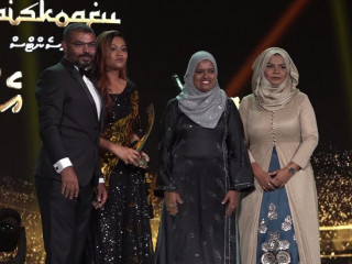 އެންމެ މޮޅު ފިލްމުގެ އެވޯޑަށް ރިޝްމީ އަދި ރަވީ ހަވާލުވަނީ