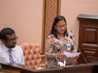 މިނިސްޓަރ އޮފް ފިޝަރީޒް، މެރިން ރިސޯސަސް އެންޑް އެގްރިކަލްޗަރ ޒަހާ ވަހީދު މަޖިލީުގައި ވާހަކަފުޅު ދައްކަވަނީ