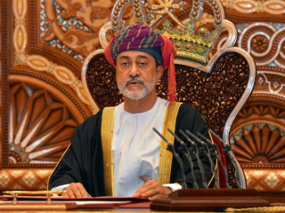 އޮމާންގެ ރަސްކަމުގެ ތަޚުތައް ހައިތަމް ބިން ތާރިޤް