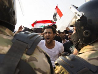 އީރާގުގައި ކުރިއަށްދާ މުޒާހަރާގެ ތެރެއިން