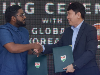 އެފްއޭއެމް ހައުސްގައި ބޭއްވުނު ސޮއި ކުރުމުގެ ރަސްމިއްޔާތުގެ ތެރެއިން