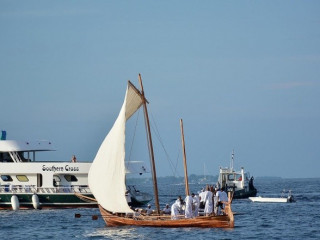 ކަޅުއޮށްފުންމި މާލެއަށް ގެންނަން ކުރި ދަތުރުގެ ތެރެއިން