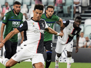 ކްރިސްޓިއާނޯ ރޮނާލްޑޯ: އެޓަލާންޓާއާ ދެކޮޅަށް ޔުވެންޓަސް ކުޅުނު މެޗުގައި ރޮނާލްޑޯ ވަނީ ދެ ލަނޑު ޖަހާފައި