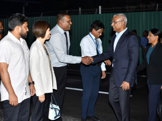 ރައީސް ސޯލިހު ބޭރަށް ކުރެއްވި ދަތުރުފުޅެއް ނިންމަވާލެއްވުމަށް ފަހު މާލެ ވަޑައިގަތުމުގެ ތެރެއިން