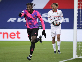 ޕީއެސްޖީ އާއި ނީސް ބައްދަލުކުރި މެޗުގެ ތެރެއިން: މި މެޗުން ޕީއެސްޖީ މޮޅުވީ 2-1 ން