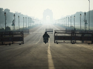 ބޮޑު ވަޒީރުގެ އެދިވަޑައިގަތުމަށް އިންޑިއާ ރައްޔިތުން ގެއަށް ވަދެއްޖެ!