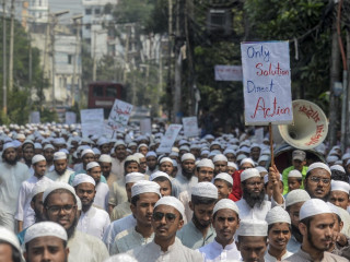 ރަސޫލާއަށް ފުރައްސާރަ ކުރި މައްސަލައިގަ ބަންގްލަދޭޝް ރައްޔިތުން ރުޅިގަދަވެއްޖެ