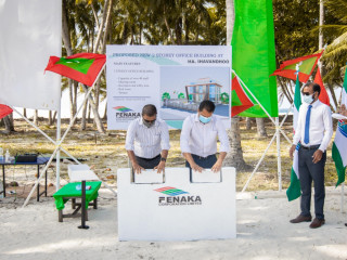 އިހަވަންދޫ ފެނަކަ އައު އޮފީސް އިމާރާތުގެ ބިންގާ އެޅުމުގެ ރަސްމިއްޔާތުގެ ތެރެއިން