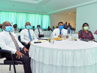 ކެބިނެޓް ވަރކިންގ ސެޝަންގެ ތެރެއިން