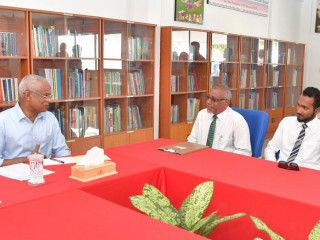 ރައީސުލްޖުމްހޫރިއްޔާ މީދޫ ކައުންސިލާއި ބައްދަލު ކުރެއްވުން