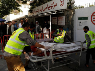 އަފްޣާނިސްތާންގައި ދިން ބޮމުގެ ހަމަލާގައި ޒަޚަމްވި މީހުންނަށް ފަރުވާދިނުމަށް ގެންދަނީ