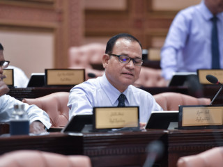 މަޑުއްވަރީ ދާއިރާގެ މެމްބަރު އާދަމް ޝަރީފް އުމަރު