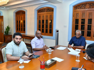 ކޮވިޑް-19 ޓާސްކްފޯހުގެ ބައްދަލުވުމެއްގެ ތެރެއިން- ކެބިނެޓްގެ މަސައްކަތްތައްވެސް ރައީސް ގާތުން ބައްލަވަމުން ގެންދަވާ