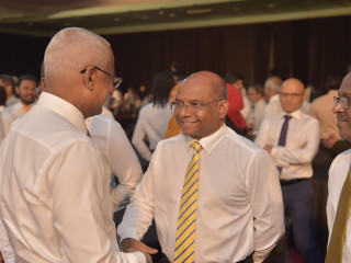 ފޮރިން މިނިސްޓަރ އަބްދުﷲ ޝާހިދު ރައީސުލްޖުމްހޫރިއްޔާއާއި ސަލާމް ކުރައްވަނީ
