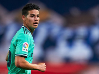 ރެއާލް މެޑްރިޑަށް ކުޅެމުން އަންނަ ކޮލަމްބިއާގެ މިޑްފީލްޑަރު ހަމޭސް ރޮޑްރިގޭޒް