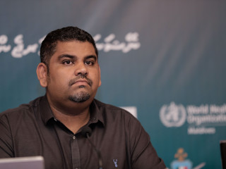 މަބްރޫކް އަޒީޒު- ޓާސްކް ފޯހުގެ ތަރުޖަމާން