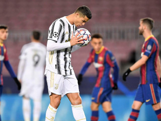 ބާސާ އާއު ޔުވެންޓަސް ބައްދަލުކުރި މެޗުގެ ތެރެއިން: މި މެޗުން ޔުވެންޓަސް މޮޅުވީ 3-0 ން